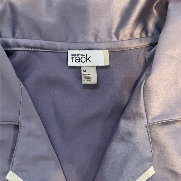 Nordstrom Lavender Satiny Blouse Size M - Picture 2 of 3